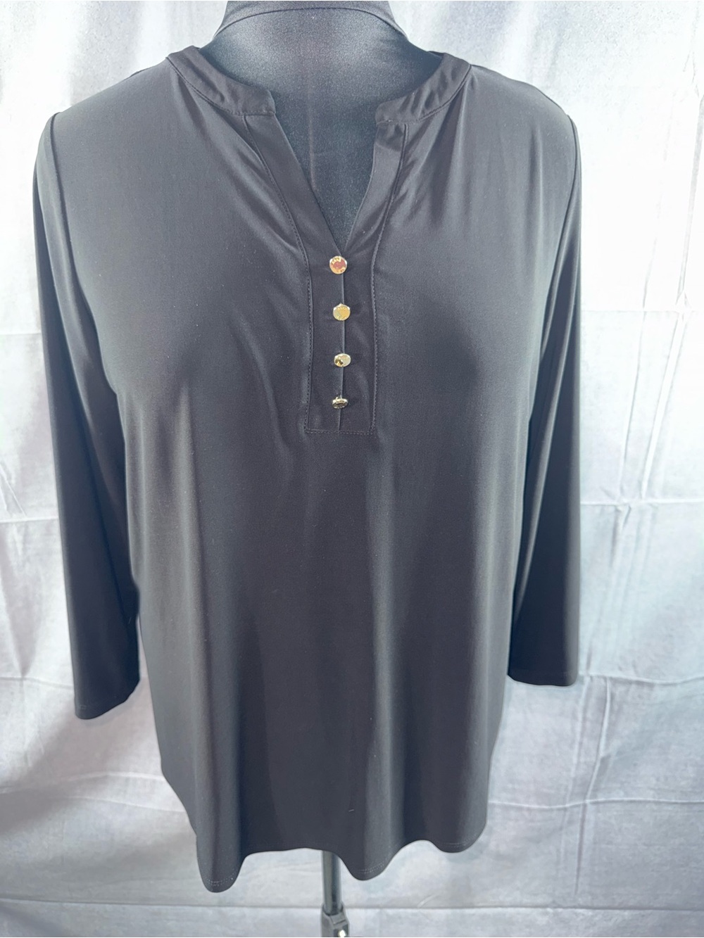 2886-Anne Klein Black Long-Sleeve Henley Top with Gold Buttons